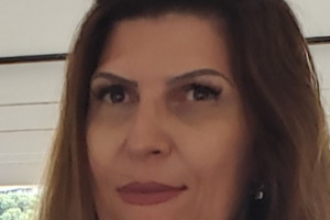 Andreia Hansen Oster