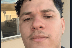 Vinícius Costa Bastos